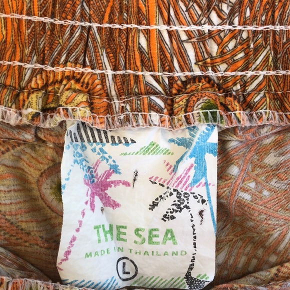 Shorts - Picture 3 of 3